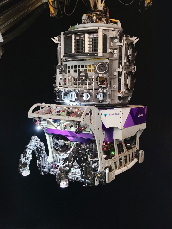 The Gemini ROV system.