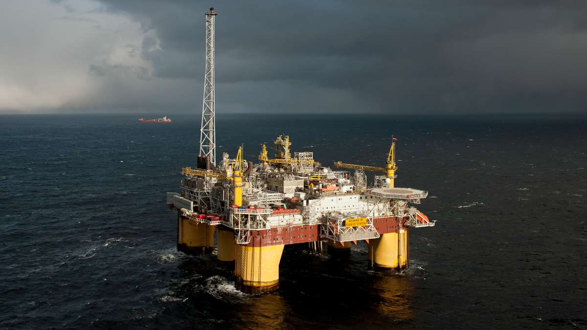 The development concept for Haltenbanken East is a subsea tieback to the &angst;sgard B platform in the Norwegian Sea.