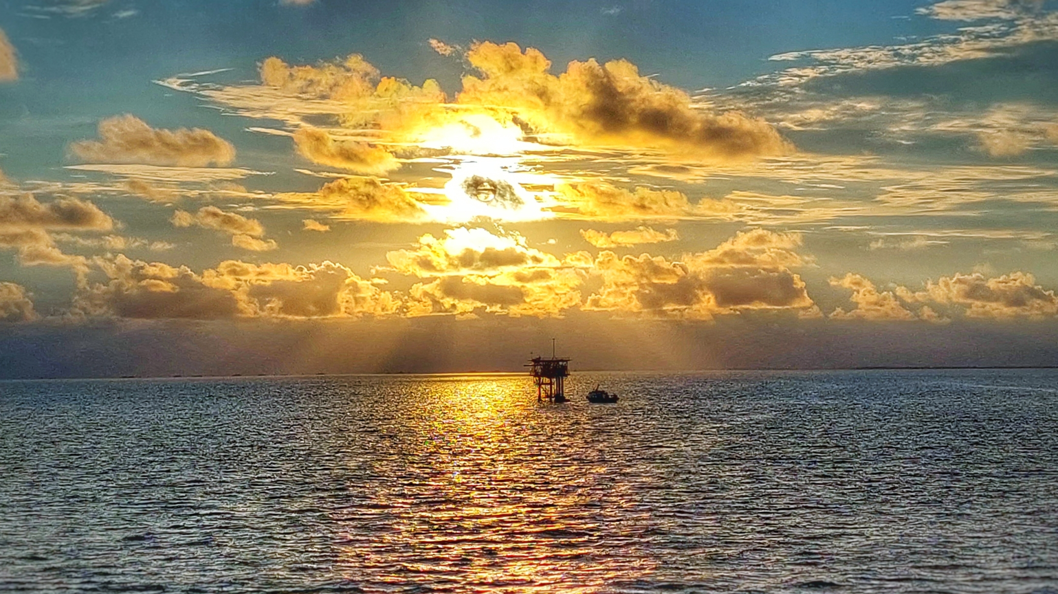 Offshore Platform 63c03c7e94b48