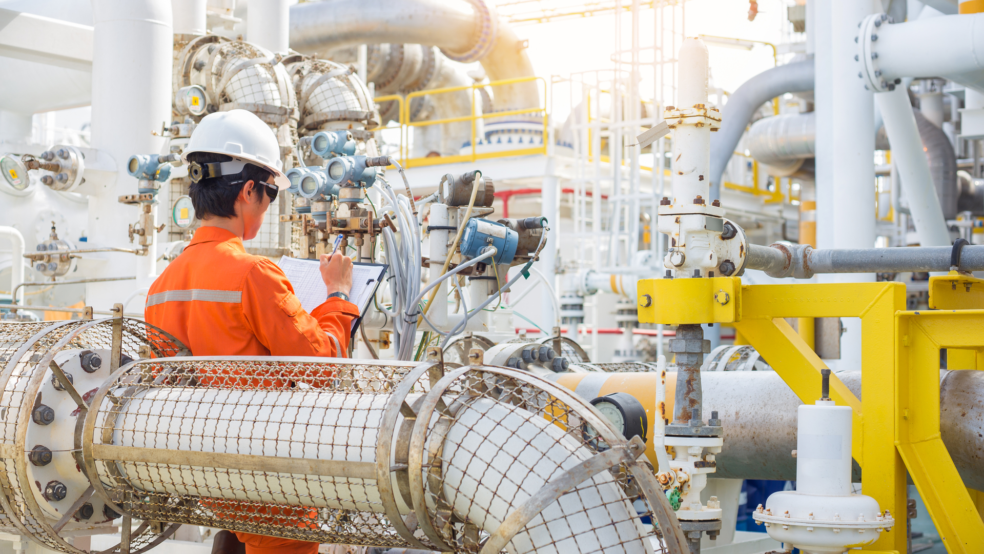 Dreamstime L 102800857