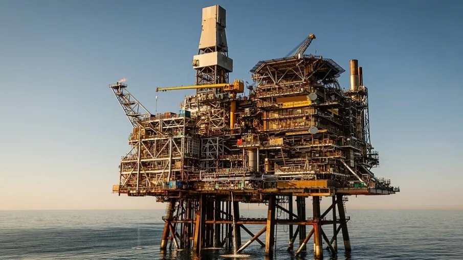 The Alba Field lies about 130 miles (210 km) northeast of Aberdeen, Scotland.