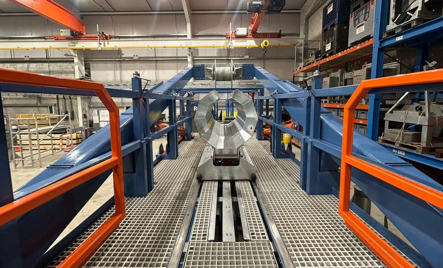 Manufacturing the launch and recovery system Manufacturing the launch and recovery system