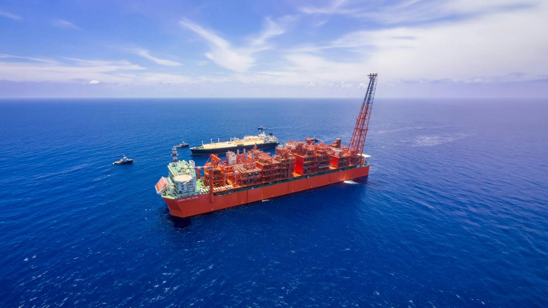 Coral South develops the gas from Mozambique's offshore fields by transforming it into LNG that can be transported by ship and distributed globally.