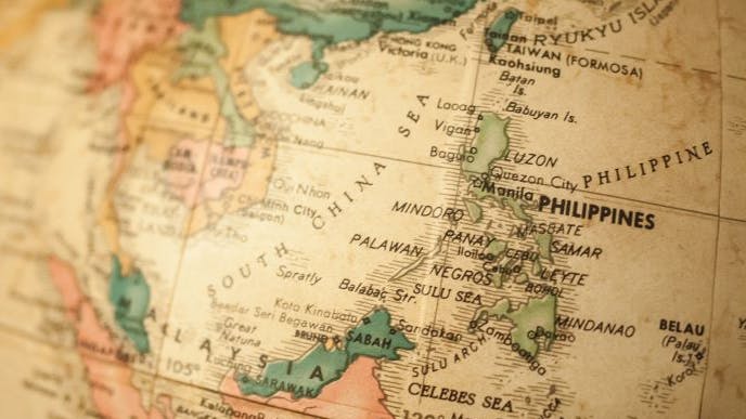 6661e4a7eb7c894f7899d336 South China Sea