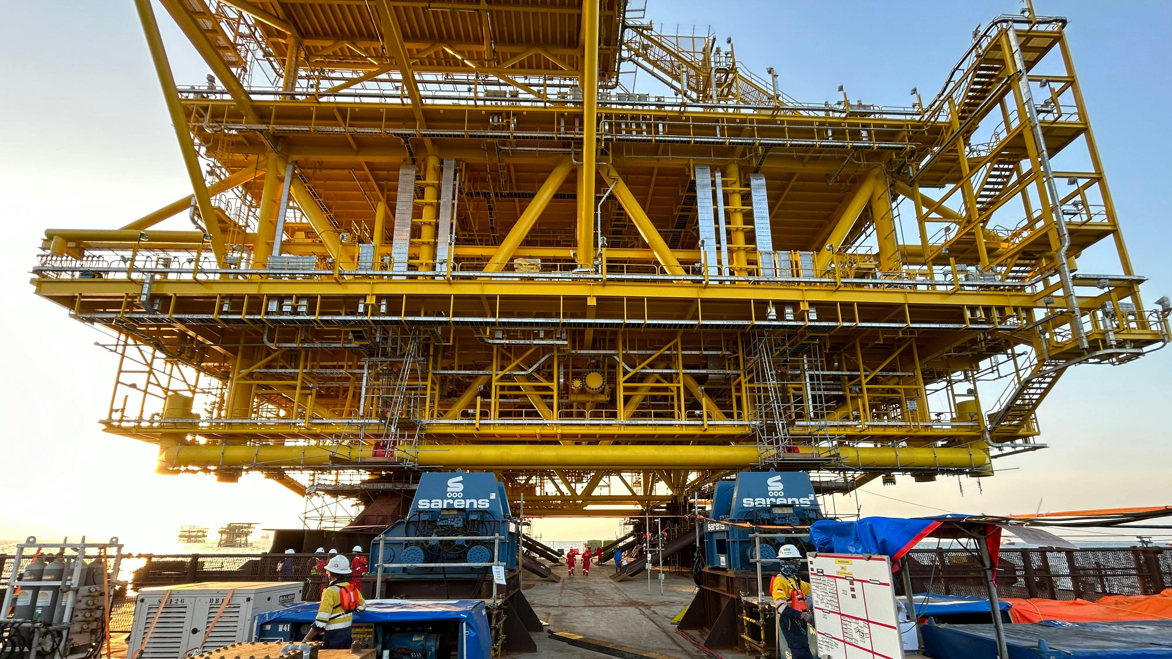 Sarens says the objective of the Marjan Increment Program (MIP) package 2 offshore oil facilities (along with other MPI packages) is designed to increase total oil processing capacity from 600 to 800 MBCD.