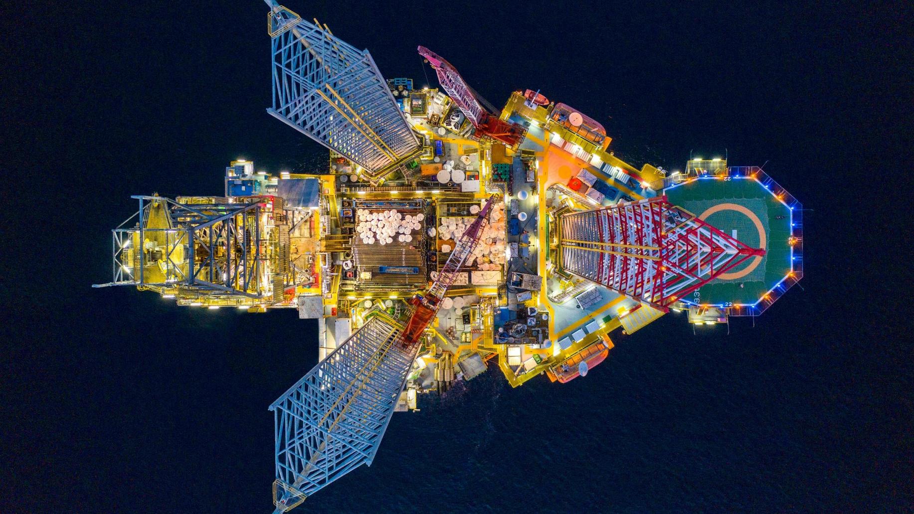 Bozhong 19-6 condensate gas field test area project