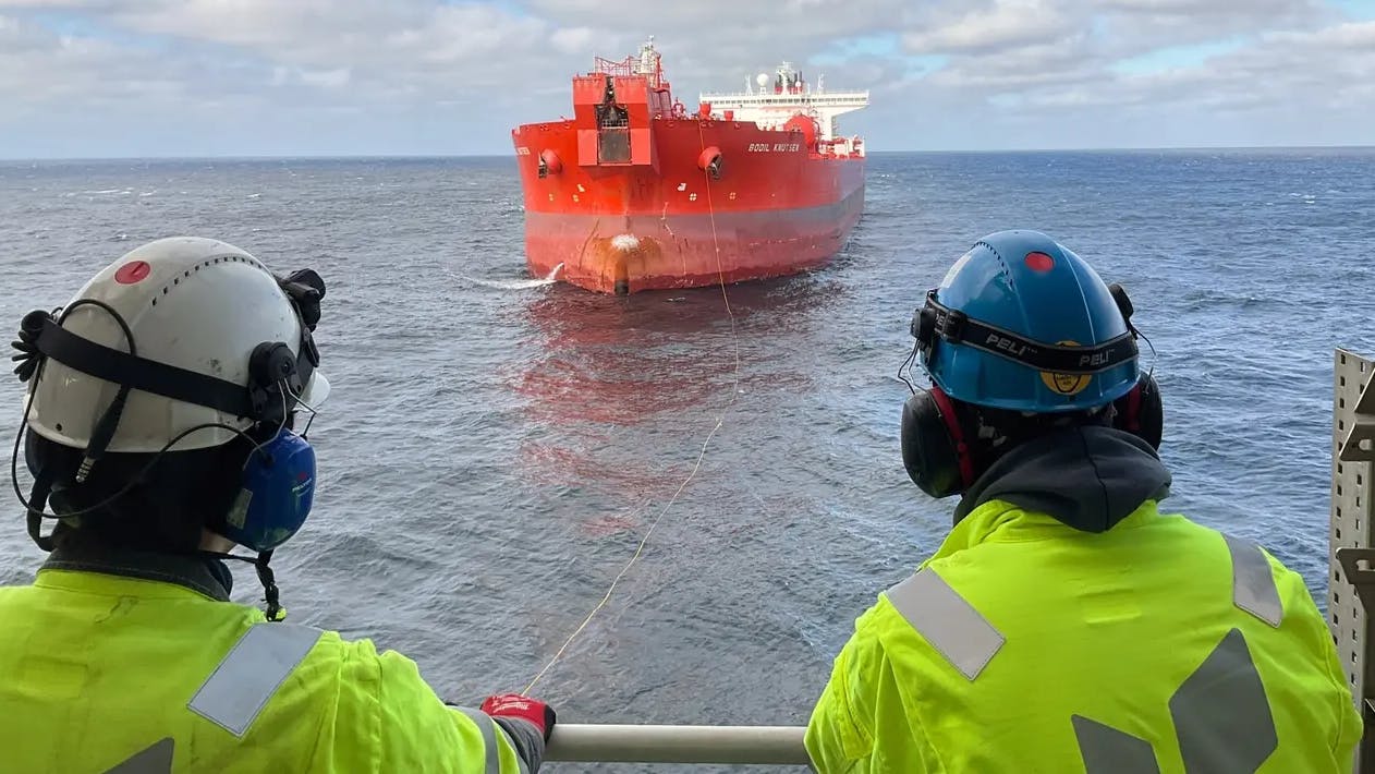 Johan Castberg loaded by Bodil Knutsen tanker .