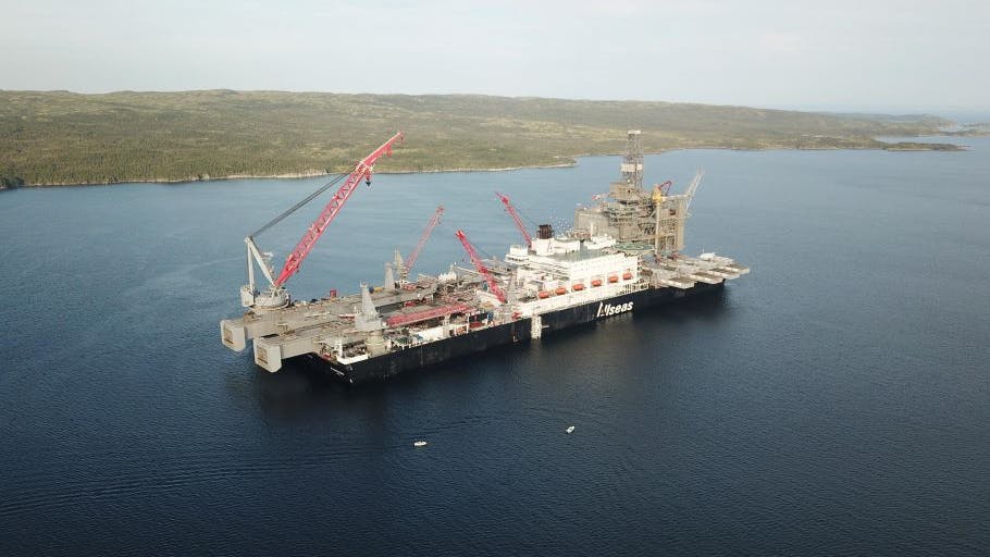 Pioneering Spirit delivers first topsides offshore Canada