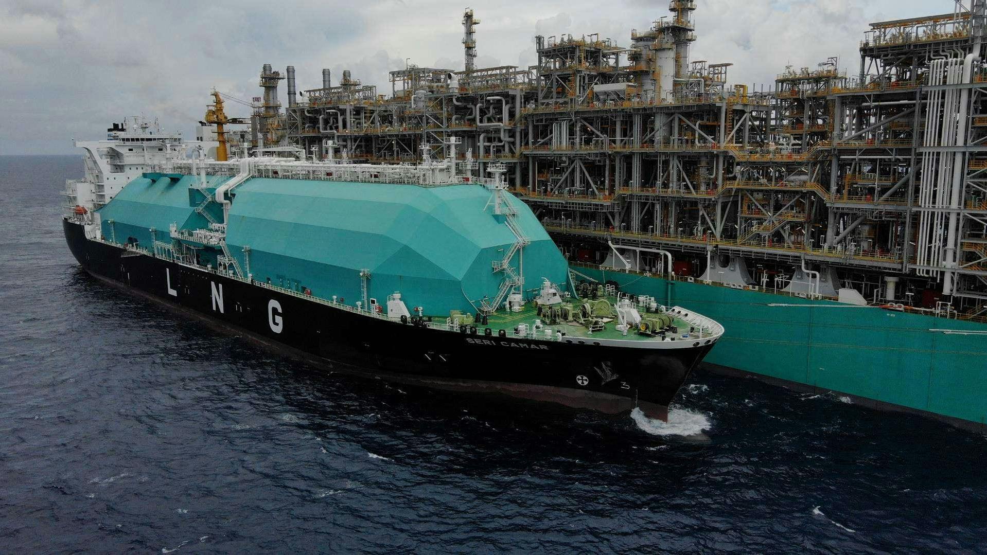 PETRONAS Becomes World's First To Produce LNG From Two Floating Facilities in 2021