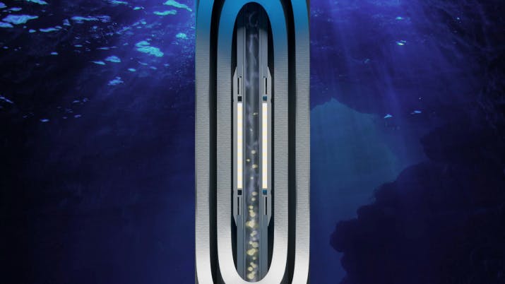 closeup of SUBMAGN&Eacute;TICO FREE FLOW