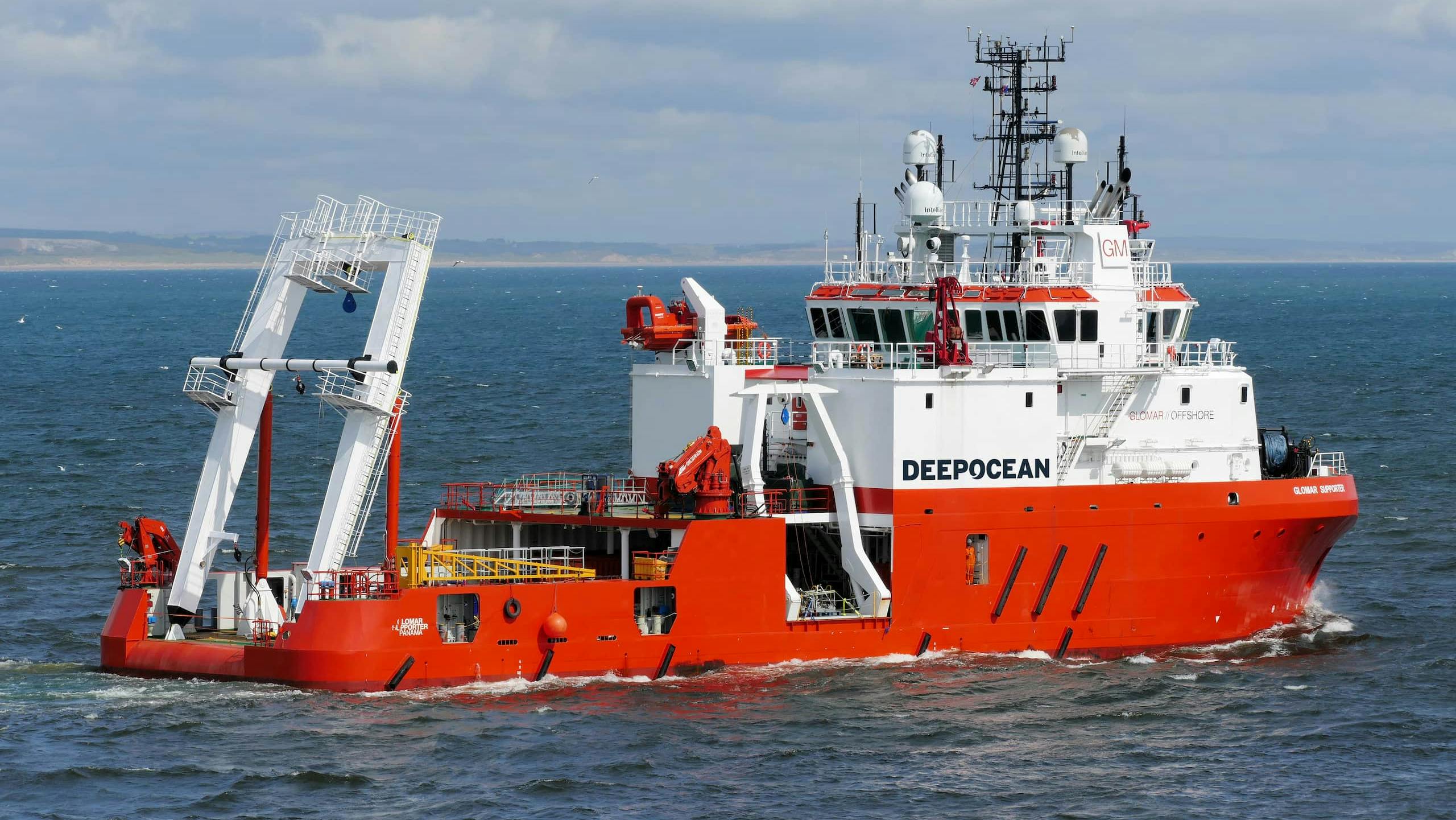 Glomar Supporter vessel