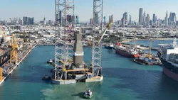 Maromba rig at yard in Dubai Maromba rig at yard in Dubai