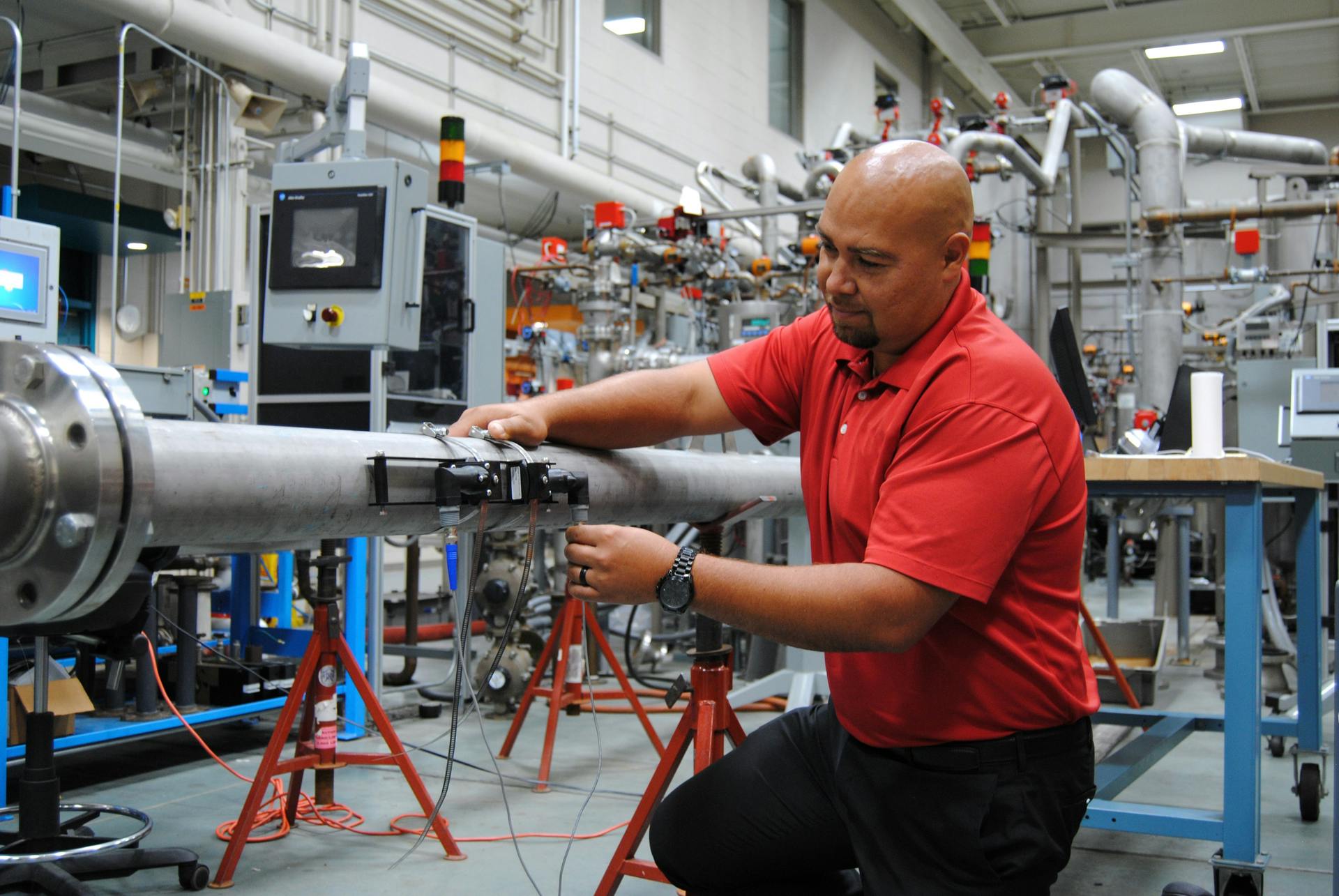 Figure 1: Since ultrasonic flowmeters do not have any moving parts, they have become a compelling choice for end users seeking to replace mechanical-type flowmeters.