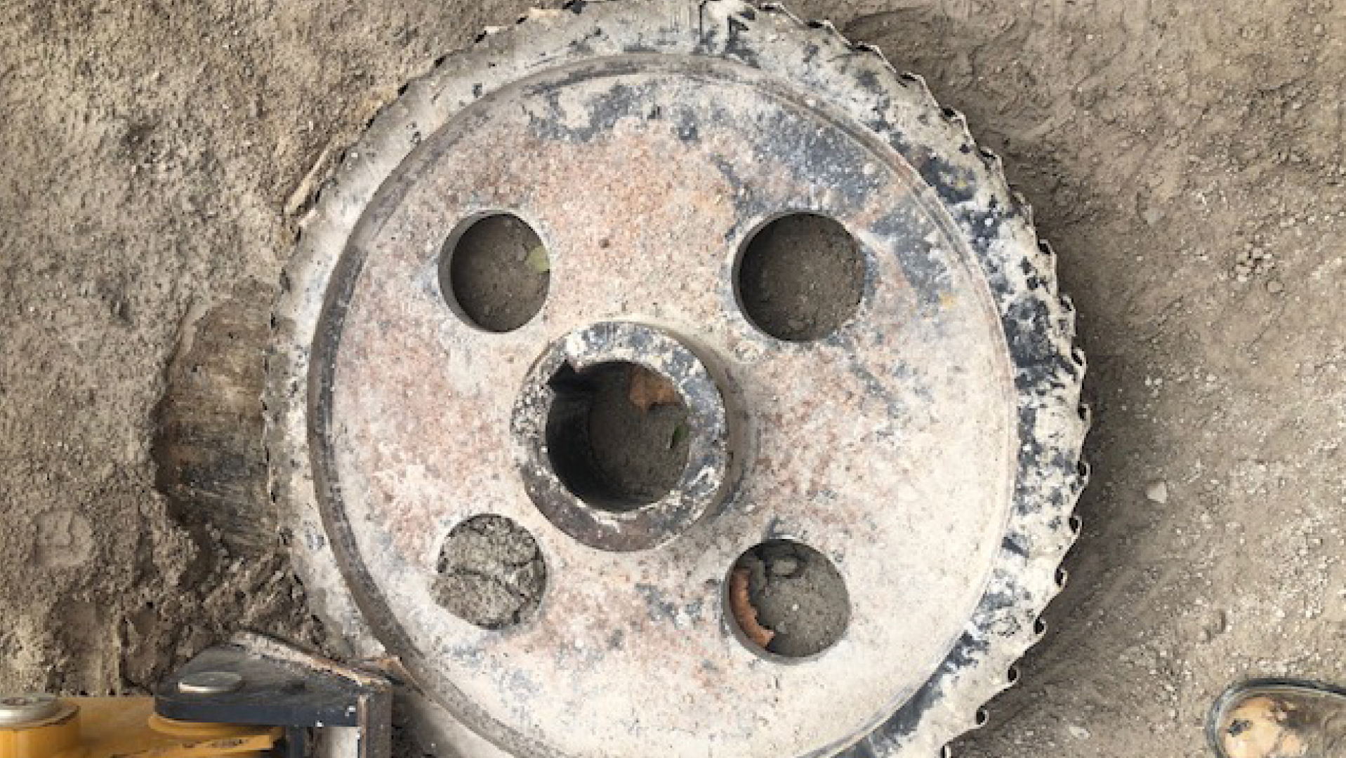 The tooth profile on this sprocket was failing frequently due to a lack of protection from the elements, poor lubrication and chain stretch. A shaft-mount reducer option was commissioned and put in its place, improving efficiency and component availability.