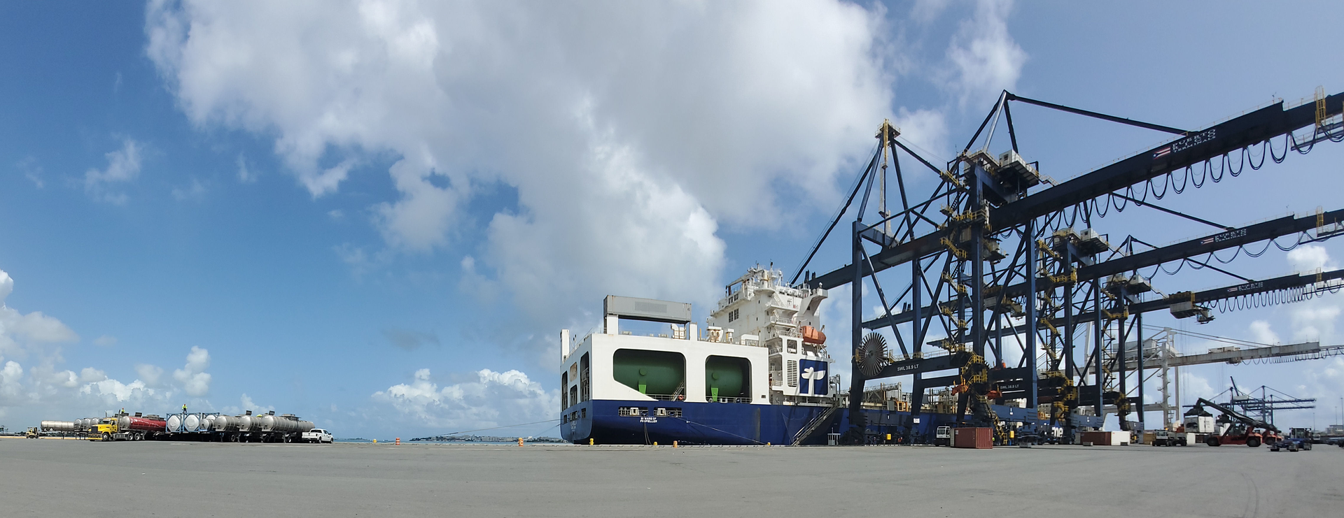 Figure 1: A tanker offloading fructose.