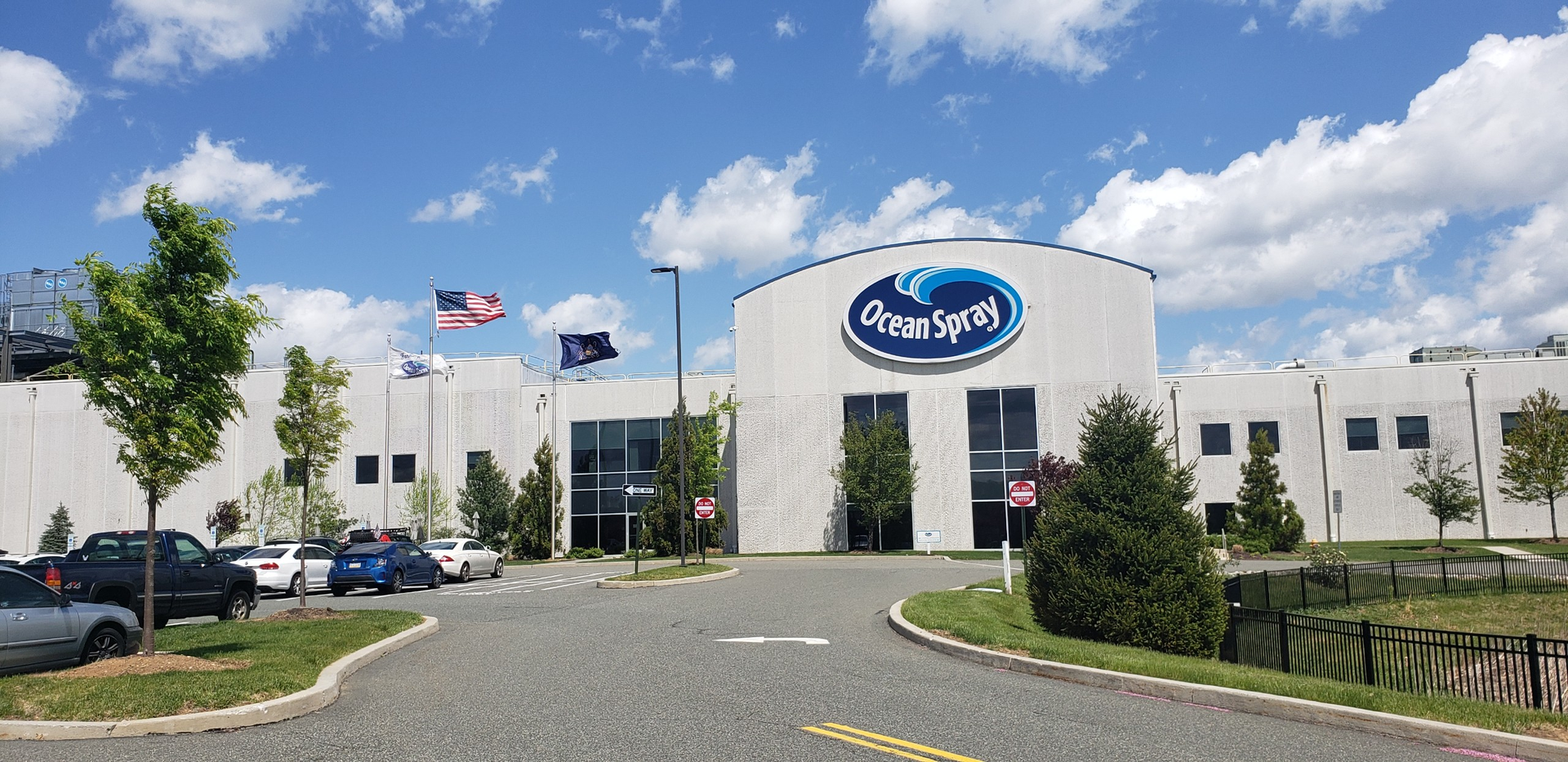Ocean Spray's Lehigh Valley Beverage Facility operates 24/7 and produces 100,000 cases of cranberry beverages daily.