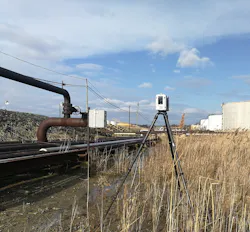 A 3D laser scanner uses pulsed laser beams to scan an area or object, then computer software uses the scan data to generate a detailed 3D representation of the scanned area or object. A 3D laser scanner uses pulsed laser beams to scan an area or object, then computer software uses the scan data to generate a detailed 3D representation of the scanned area or object.