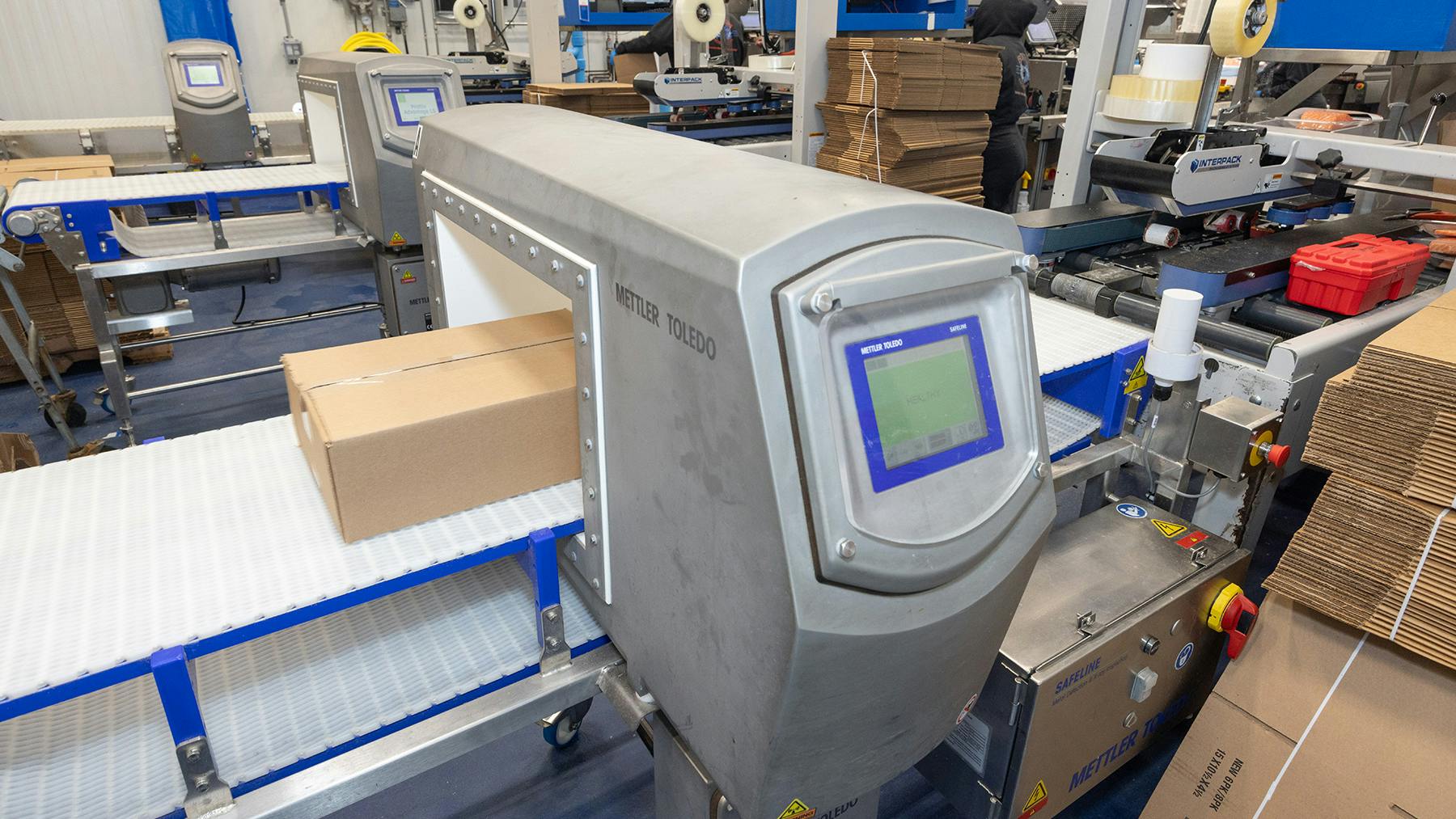 A Profile Advantage metal detector from Mettler-Toledo.