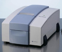 bruker-optics_alpha-FT-IR_web