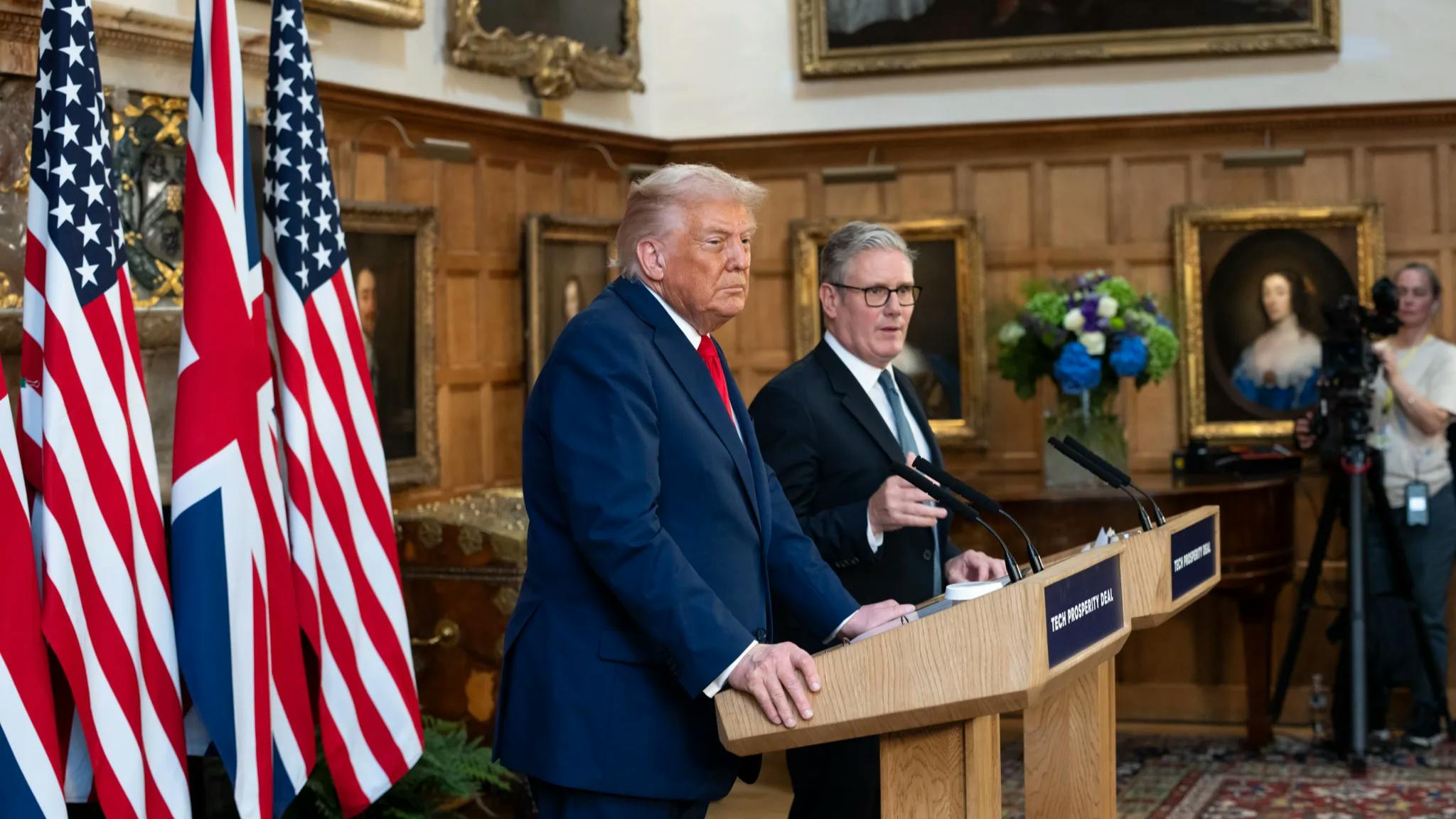 692ed84e7183a401fe1ef63e Us Brit Trumpfinal