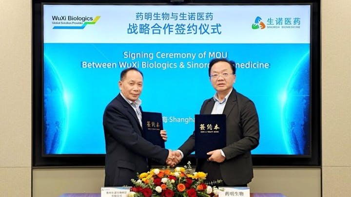 WuXi Biologic and Sinorda Biomedicine signing ceremeony of MOU