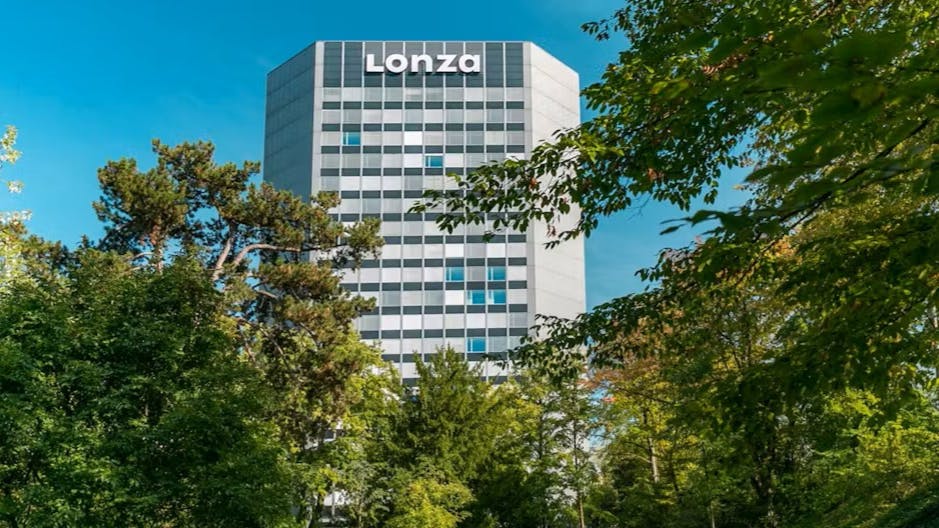 69ac20f5dcb4aff3731aae17 Lonzatowerfinal