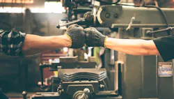 1660317528893 Workforceleadershipfistbump 1660317528893 Workforceleadershipfistbump