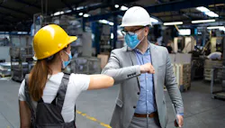 1660317572571 Workerspandemicmaskselbow 1660317572571 Workerspandemicmaskselbow