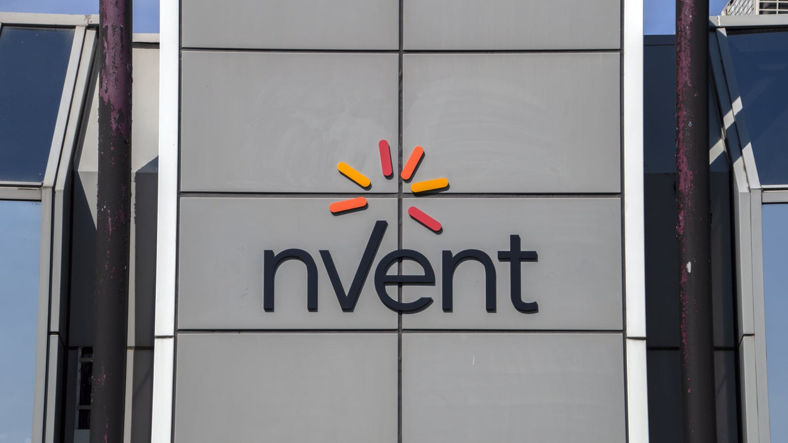 68dd947f9c8133afabf7a595 Nvent151685352robert Van T Hoenderdaaldreamstime