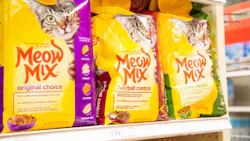 698e501f70b9e5f6880e05b8 Meowmixid 176953329davidtonelsondreamstime 698e501f70b9e5f6880e05b8 Meowmixid 176953329davidtonelsondreamstime