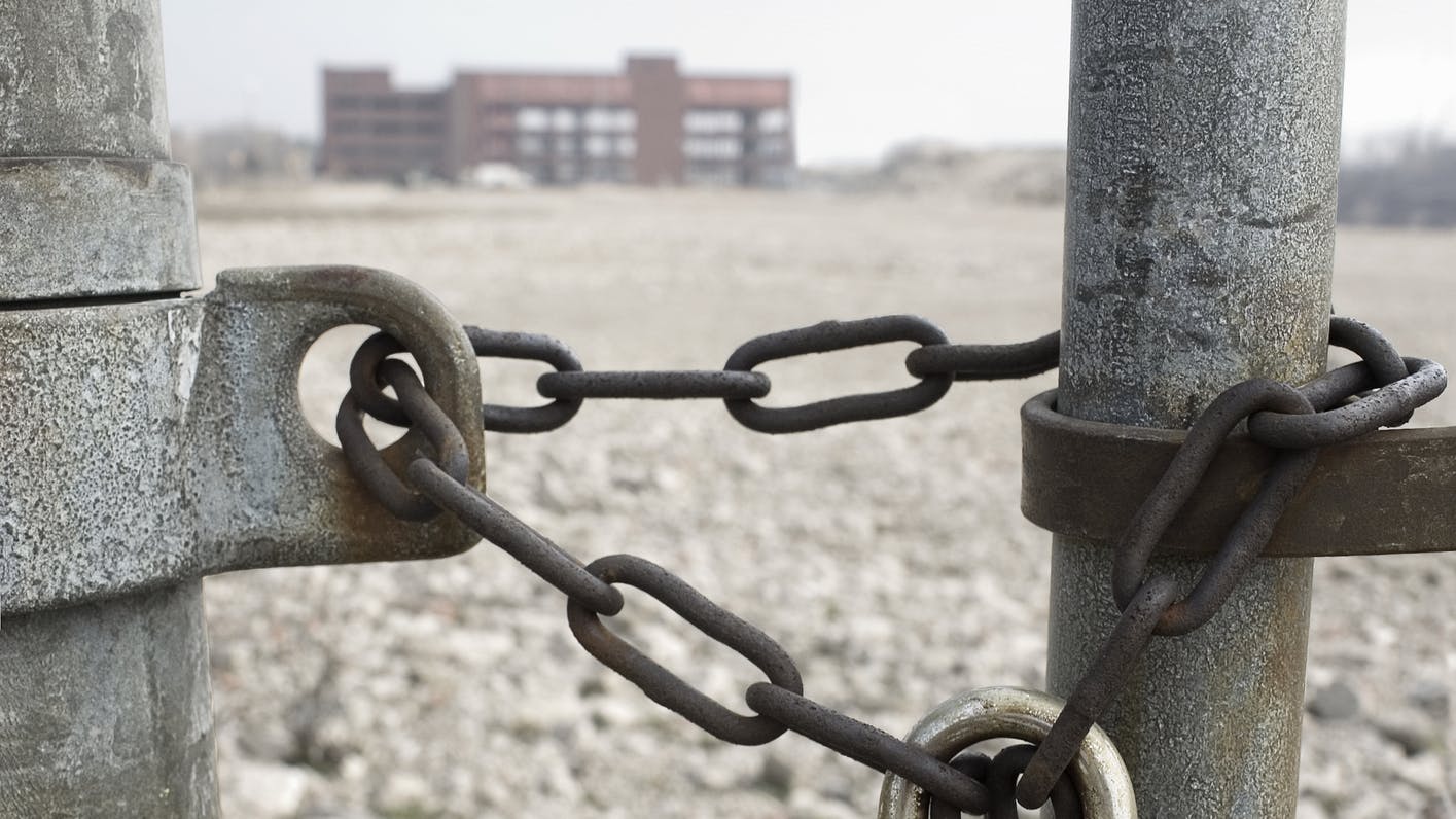 69bc16c9a2d0d2c2ba0ddb28 Lockedfactory6766523scott Annandaledreamstime