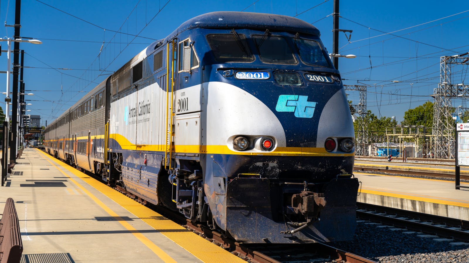 69d422b6cdedbc6f42d05b27 Amtraksiemenschargerlocomotiveid 411559069leonid A