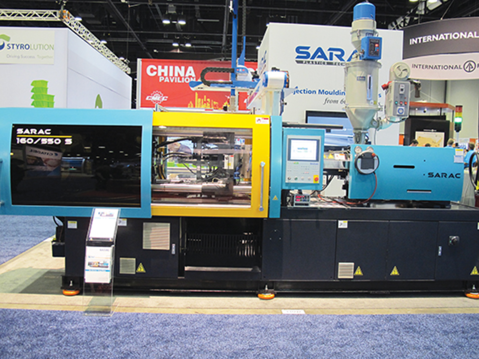 Sarac's SRC 160 / 550 S with 470mm tiebar distance on display at NPE.