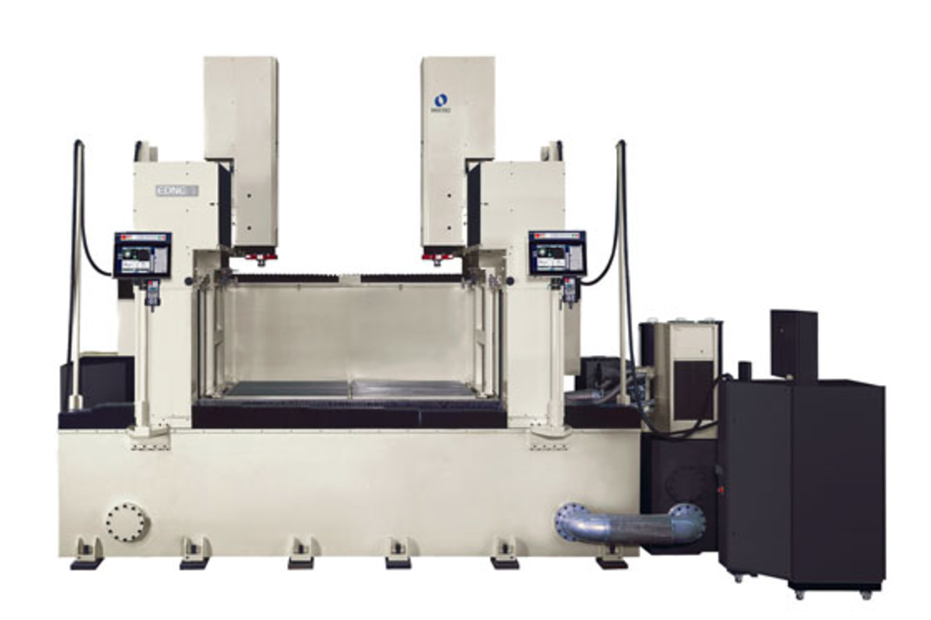 Makino Edm 1 560x373 Box