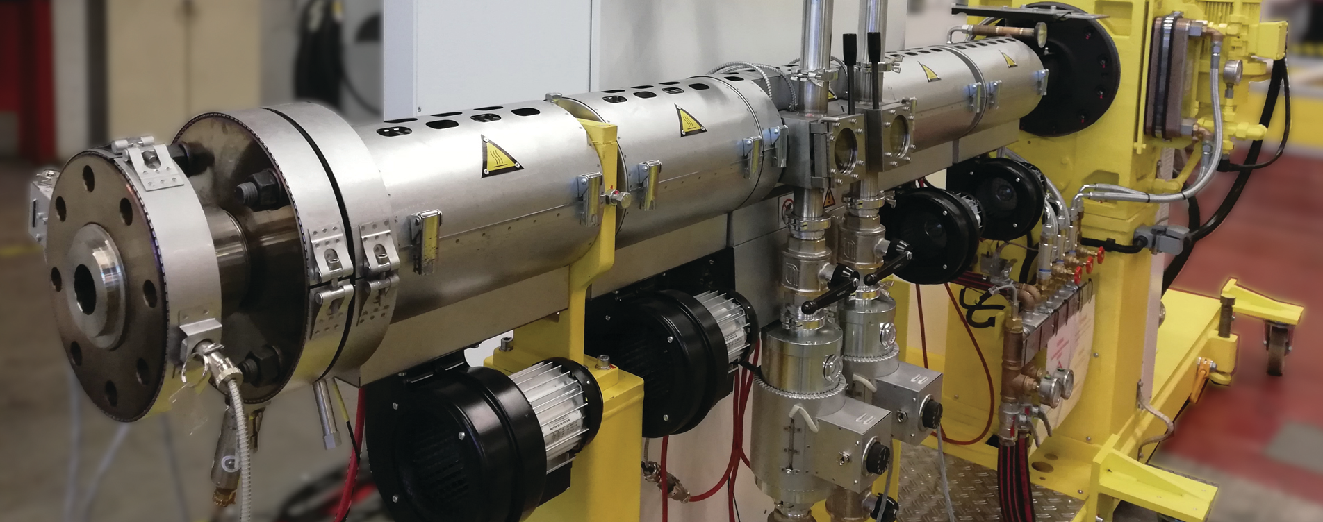 The KHS90EE-39D high-speed extruder