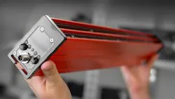 Fraser's XIFOS 33 anti-static bar utilizes adaptive ionization. Fraser's XIFOS 33 anti-static bar utilizes adaptive ionization.