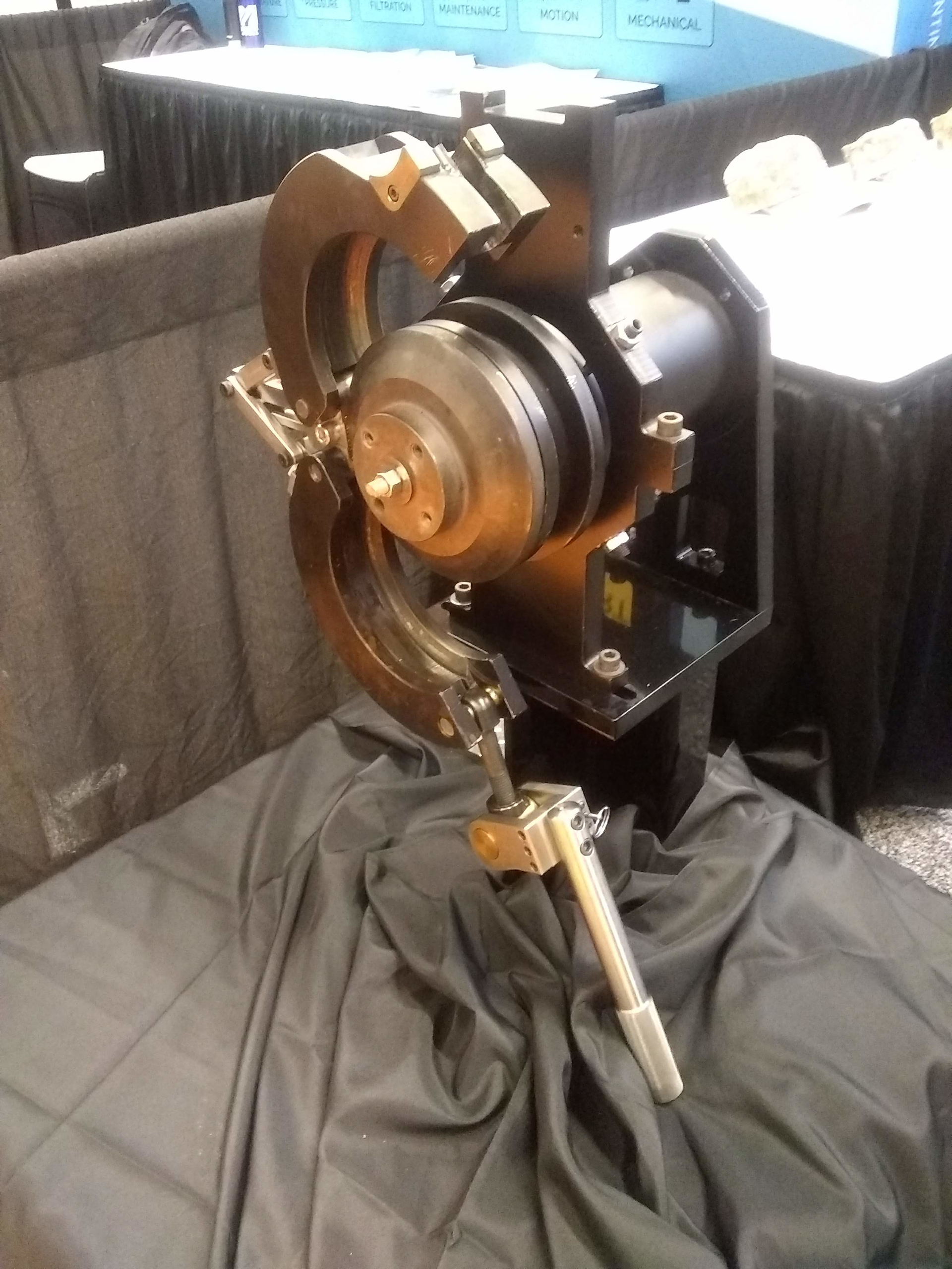 Graham Engineering's new toolless CAMGrip Clamp is shown in the open position at the AMI Plastics World Expos in November 2022.