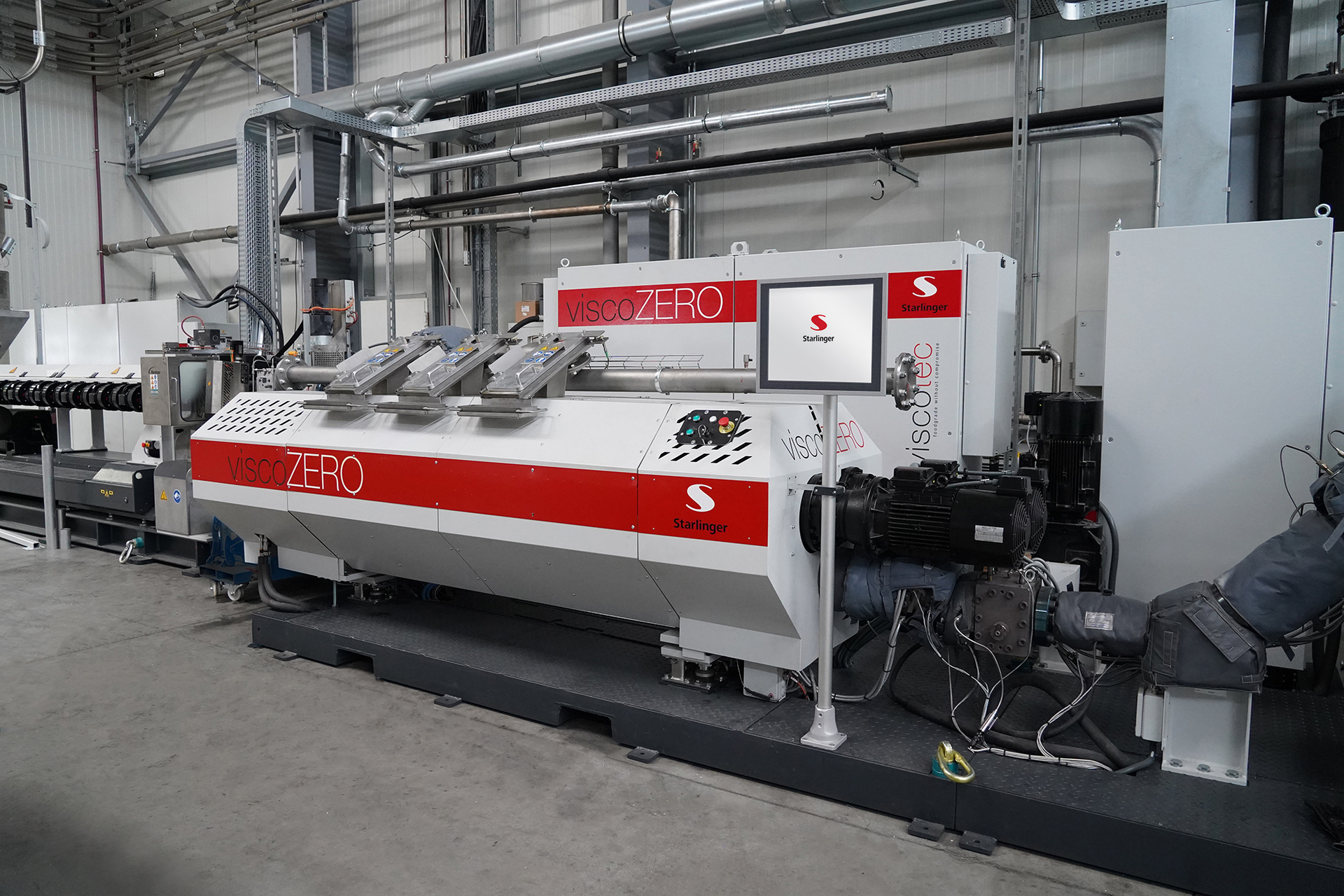 Starlinger Viscotec's ViscoZero melt phase decontamination reactor removes contamination and odor from recyclate.