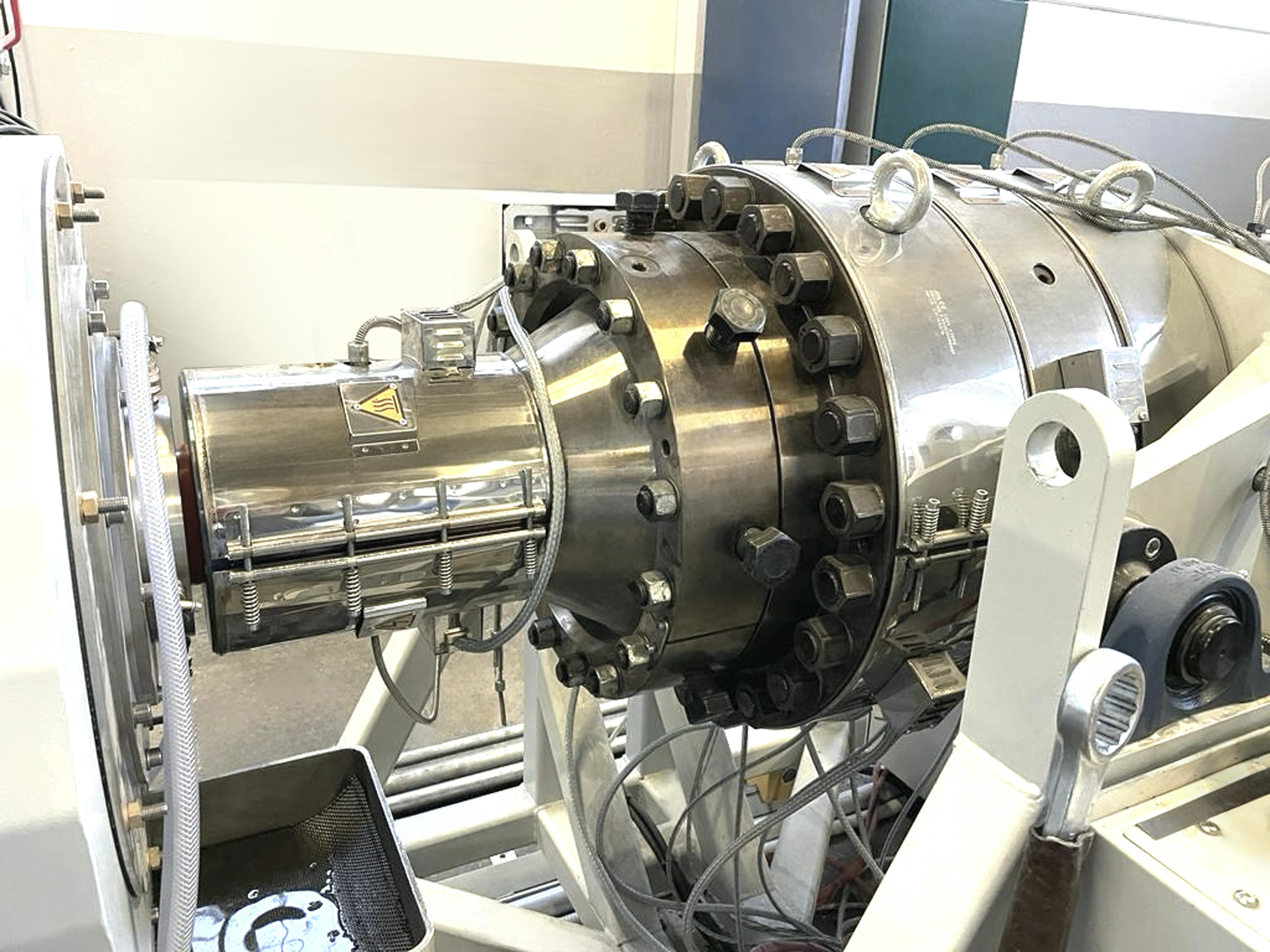 Bausano has a new pipe head designed for processing PVC.