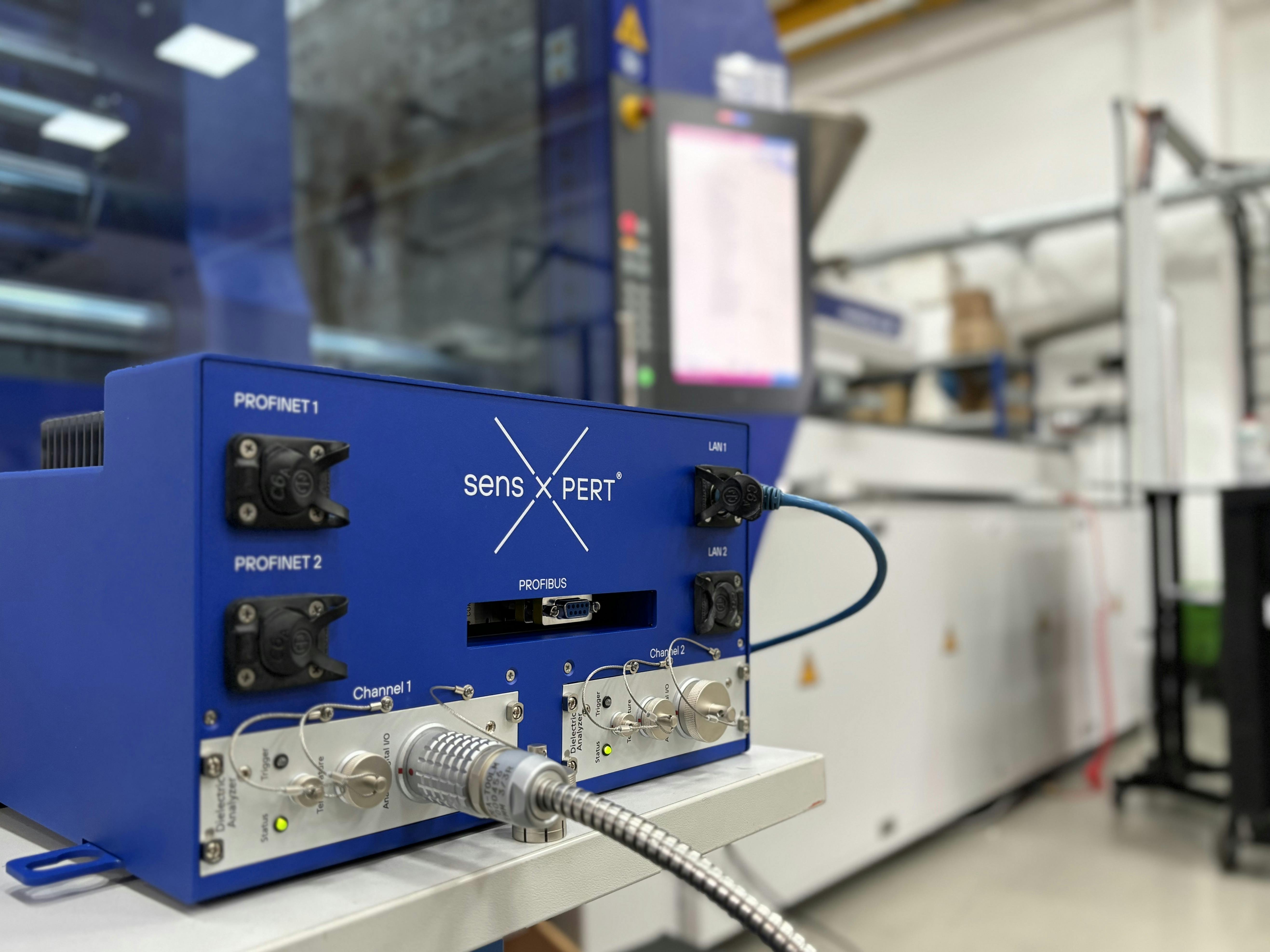 SensXpert's sensors, artificial intelligence (AI) and machine-learning technologies give molders real-time visibilty into the manufacturing process, allowing them to cut energy usage and waste.
