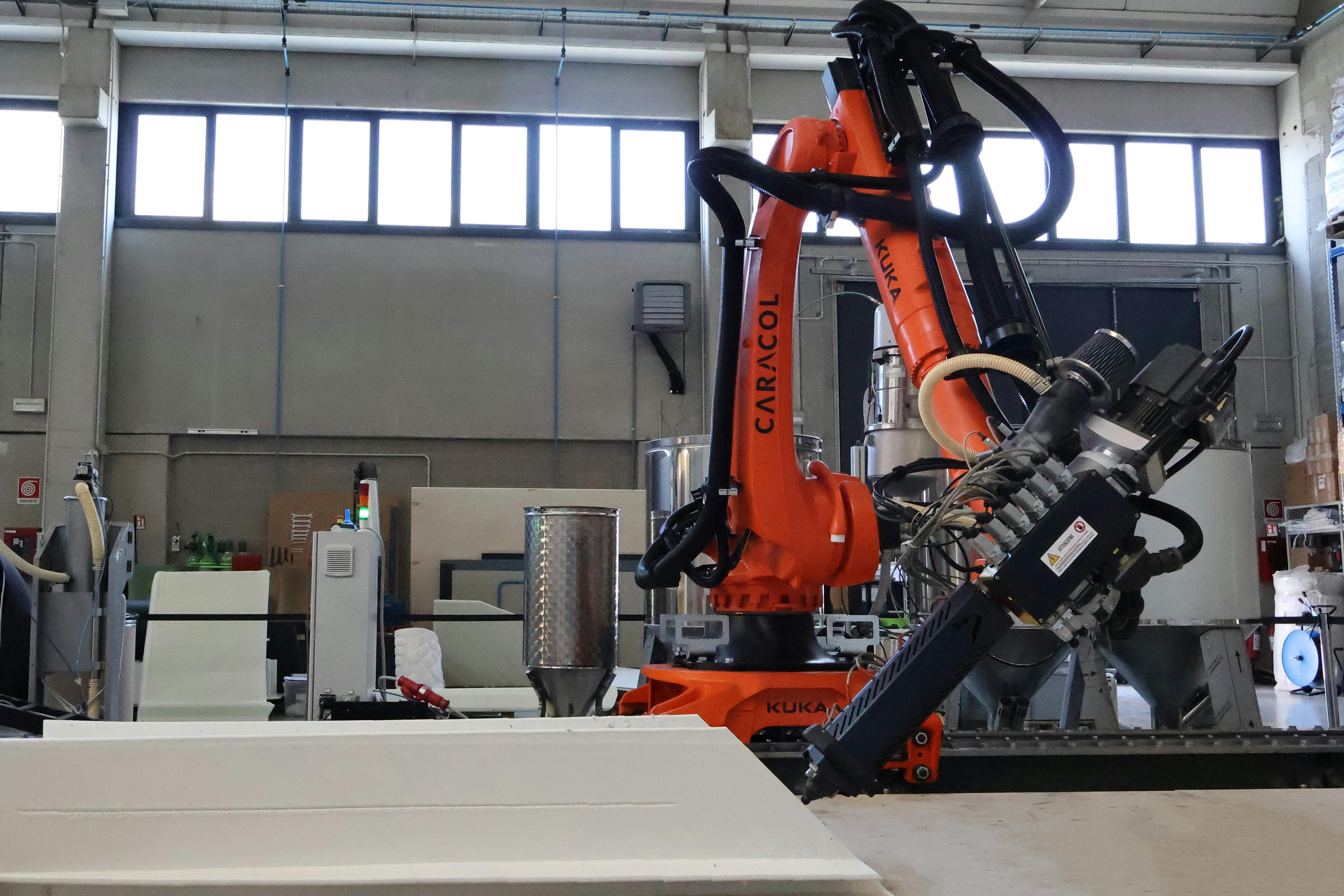 Caracol has added the xHF extruder to its Heron AM platform for large-scale additive manufacturing.