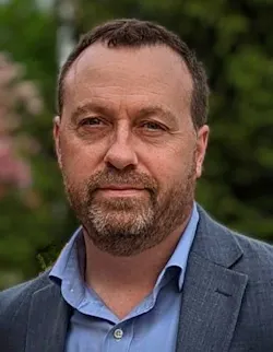 Paul Lloyd is president of Farrel Pomini. Paul Lloyd is president of Farrel Pomini.