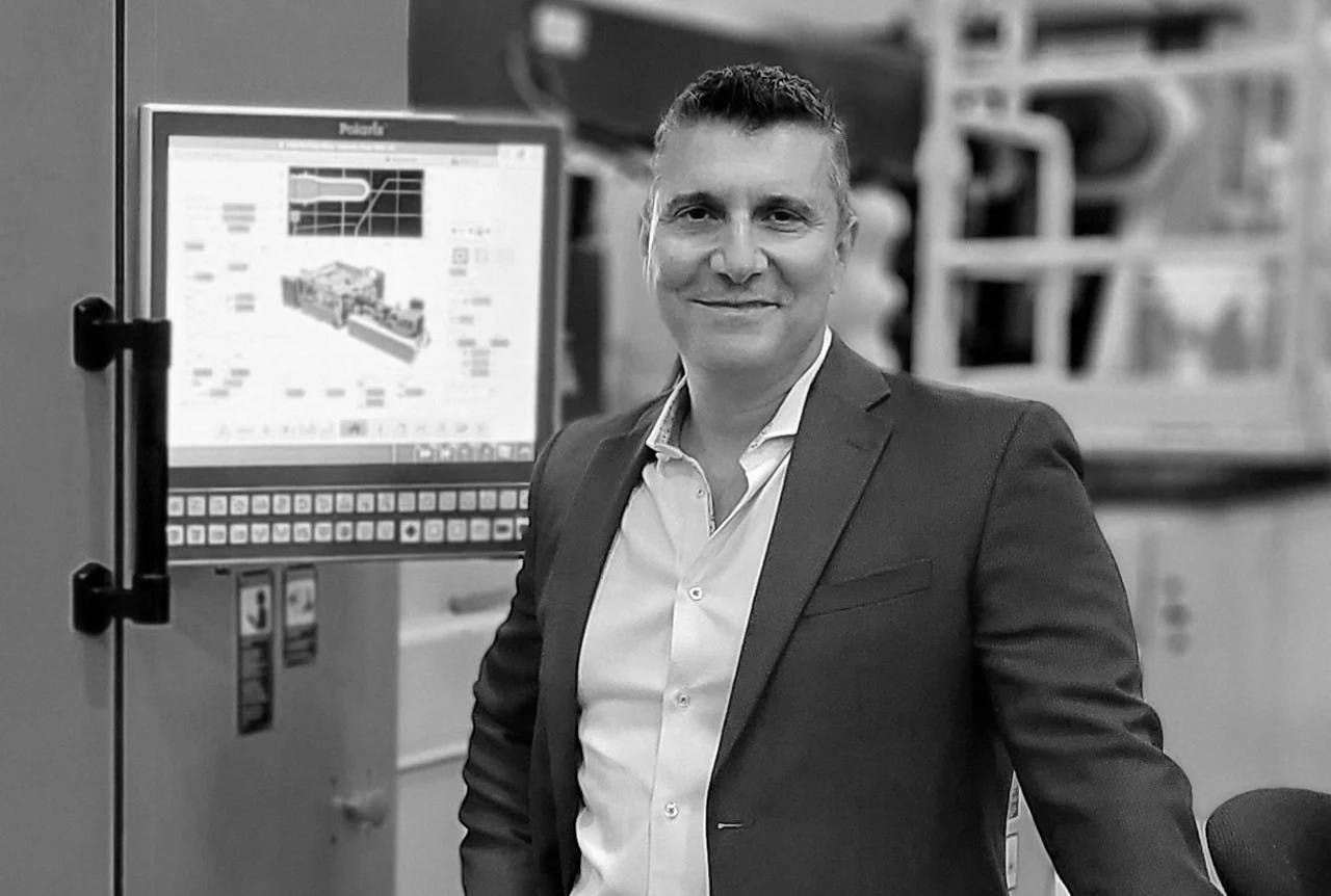 Robert Domodossola, a 30-year veteran of Husky Technologies, has been named CEO and president.