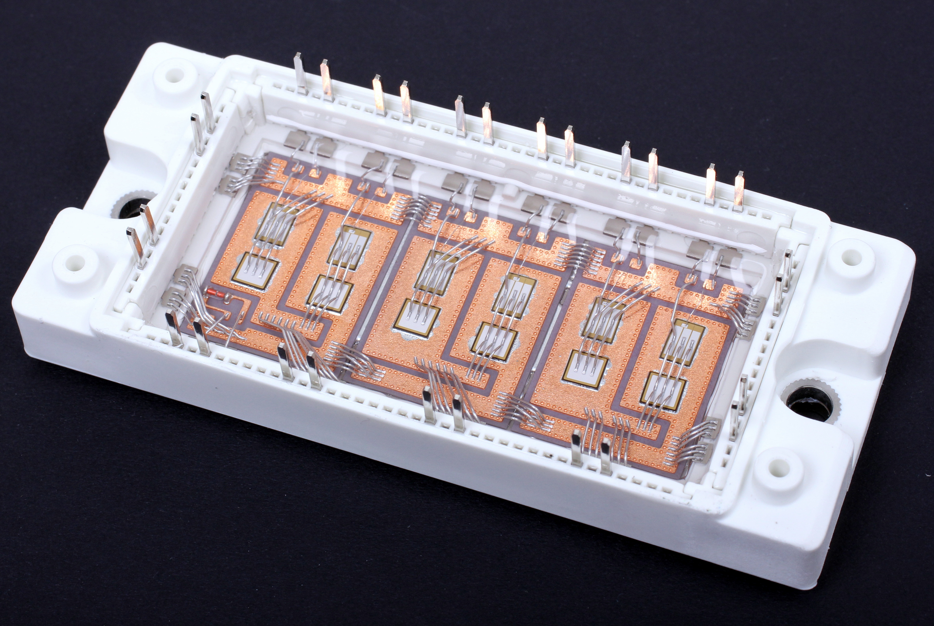 AllSiC 1.2kV SixPack Enables Inverters With Lower Losses, Higher