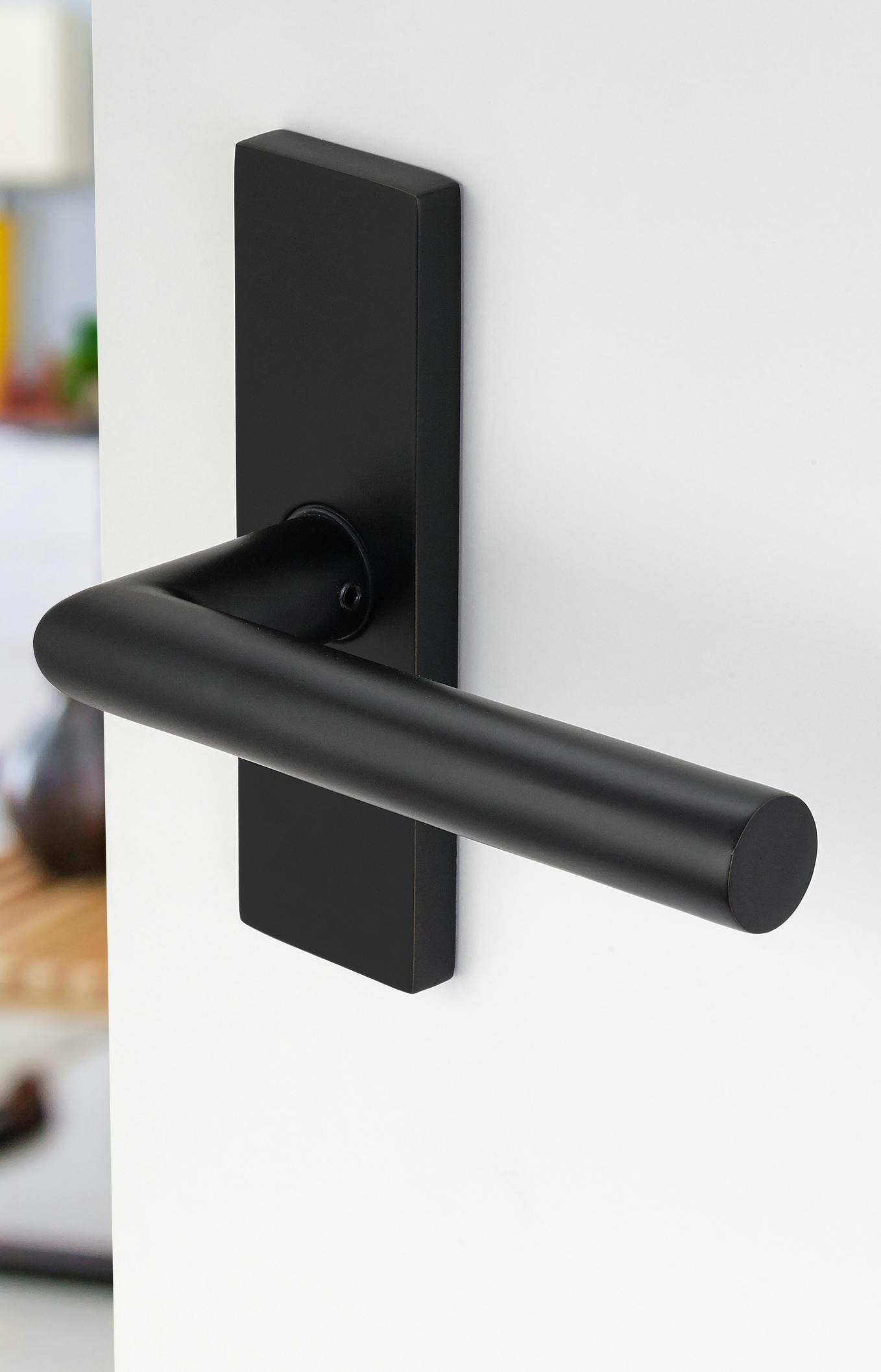 66fdbb28a897b5e54eb1f36d 2 Emtek20strettoflatblack