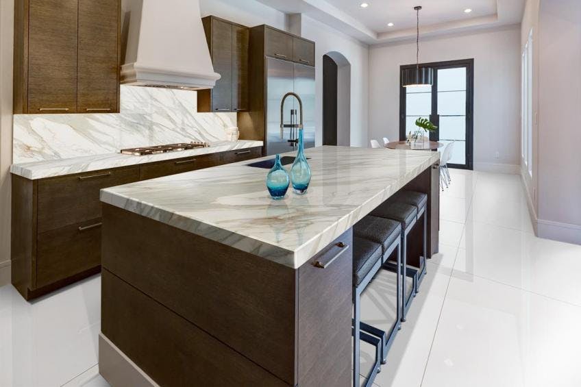 66fdbb38d4ea384ccaa58f39 Neolith20calacatta20gold20island20and20backsplash2