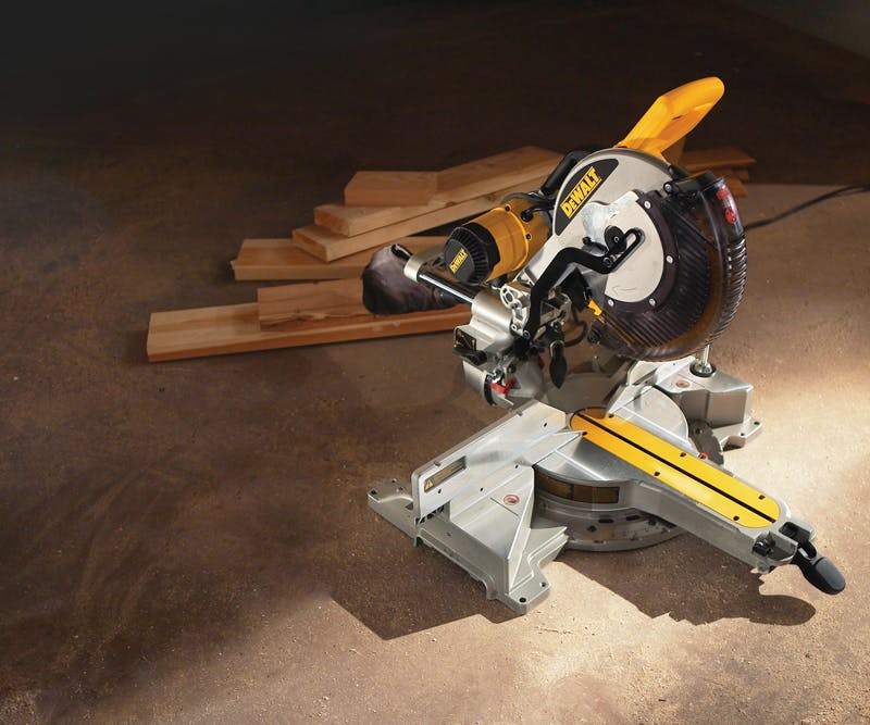 66fdbc2f3cabd923bca69294 Dewalt Sliding Compound Miter Saw 3