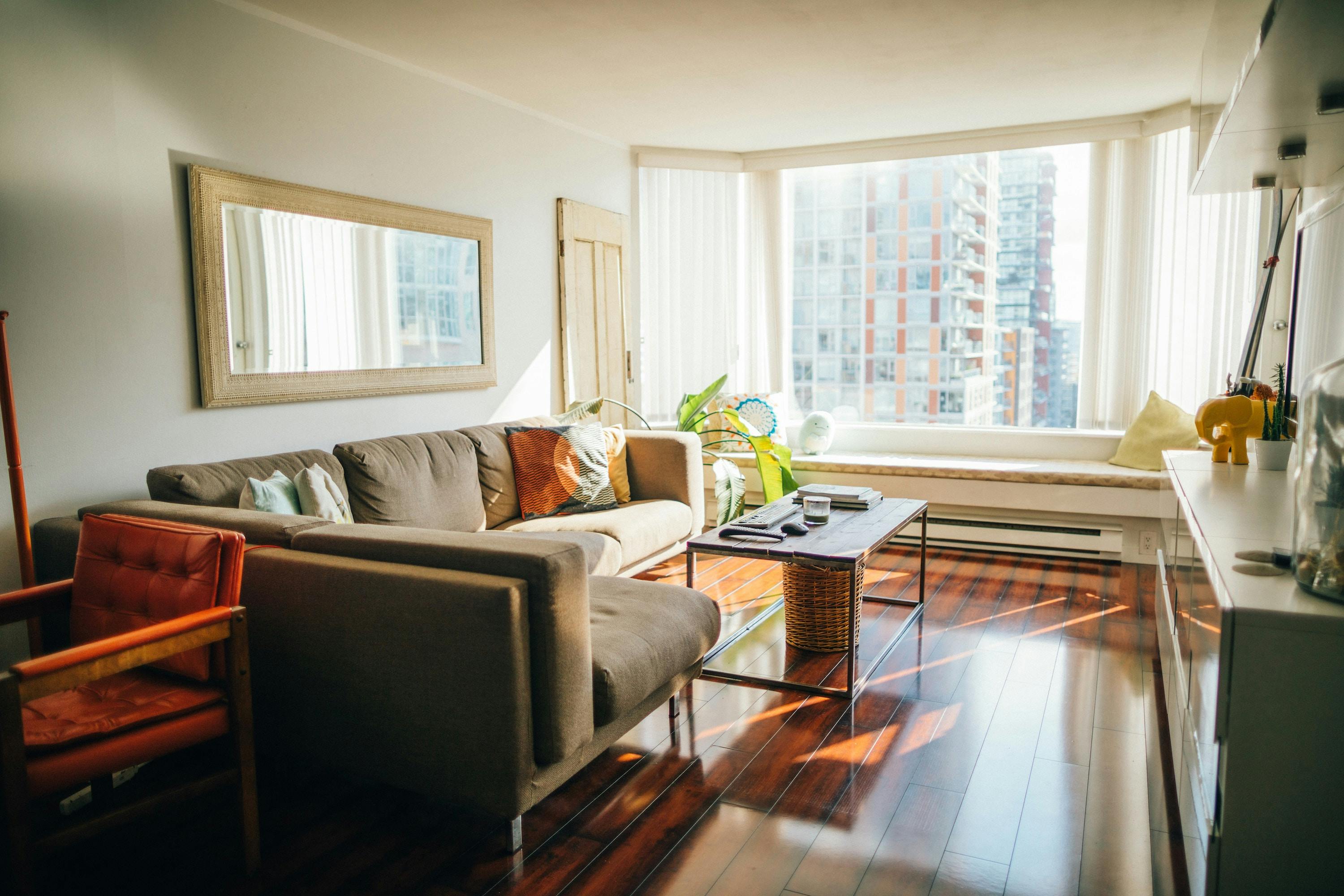 66fdc51d36c97e74358b6c63 Weshicksapartmentlivingroom