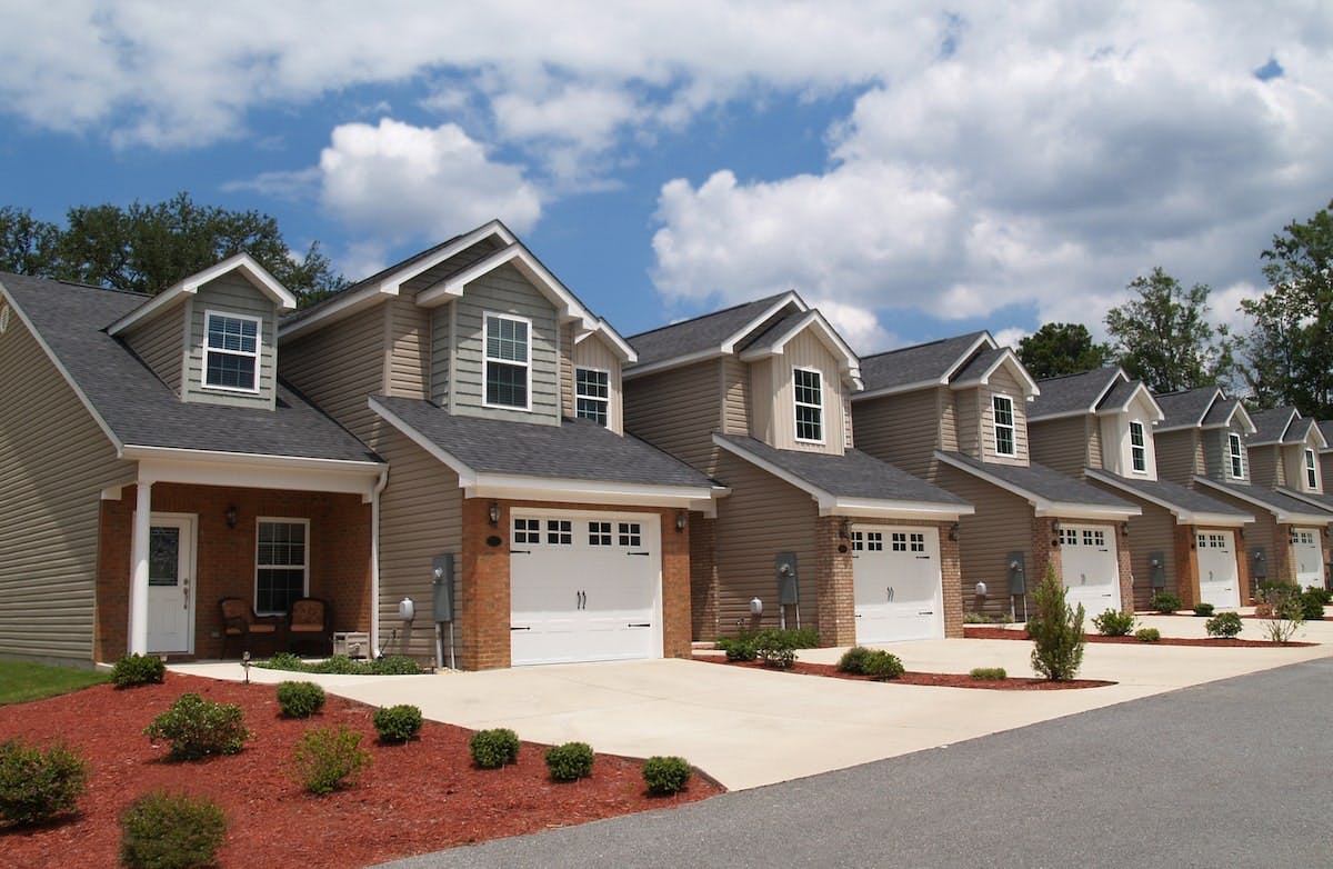 66fdc8e4a897b530e2b210dd Single20family20rentmin