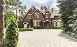 66fdc8e836c97e685a8b73b7 Highend20housing20marketmin 66fdc8e836c97e685a8b73b7 Highend20housing20marketmin